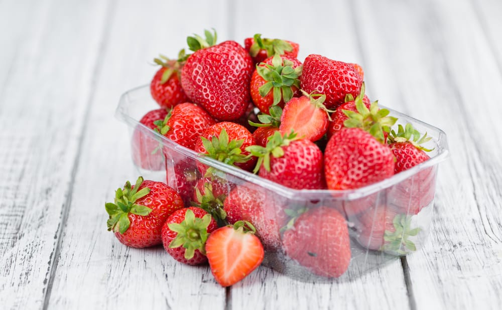 strawberries on keto